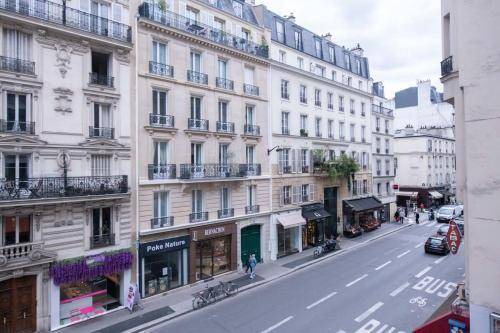 Photo of Others in Quartier de l'Ecole-Militaire