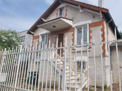 Photo of Others in Clamart