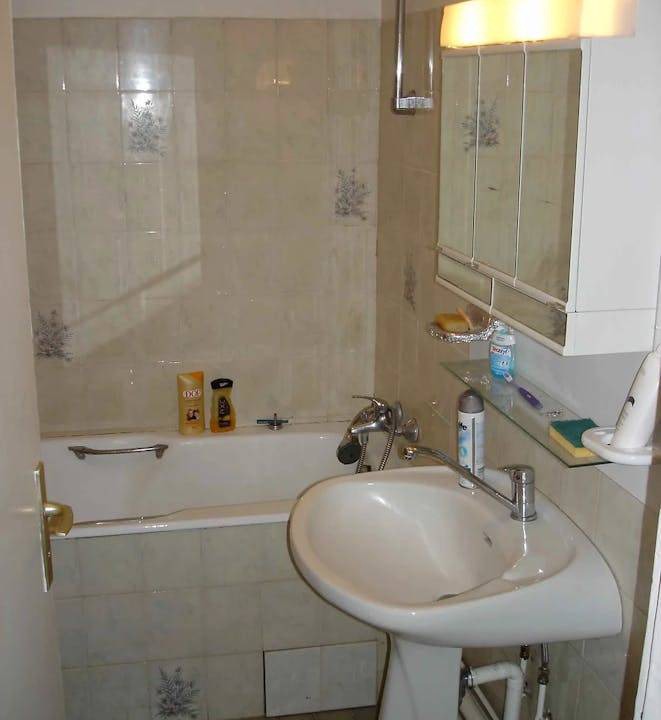Photo of Bathroom in Arcueil