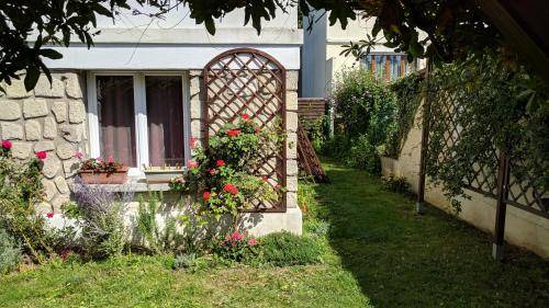 Photo of Others in Clamart