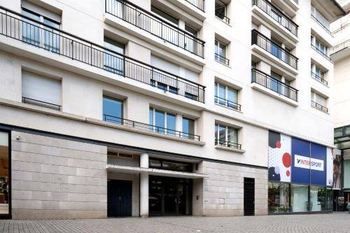 Photo of Buildings in Centre Ville