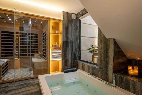 Photo of Bathroom in Porte-Saint-Martin