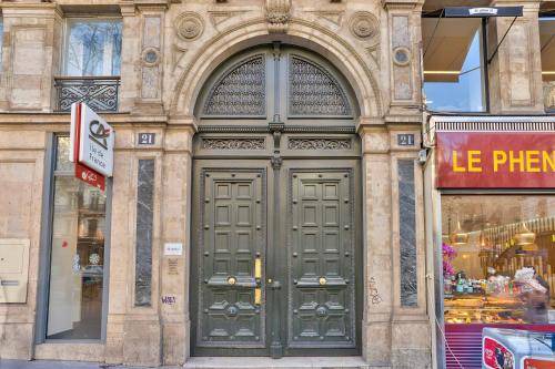 Photo of Buildings in Quartier des Grandes-Carrieres