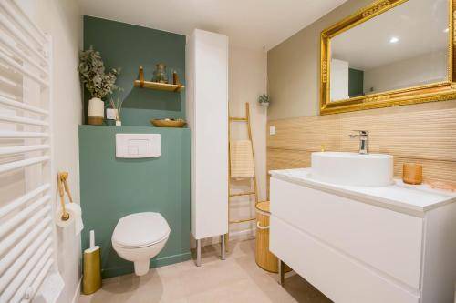Photo of Bathroom in Orly