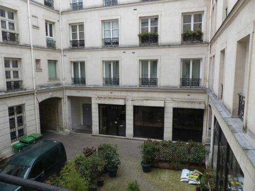 Photo of Others in 3rd Arrondissement