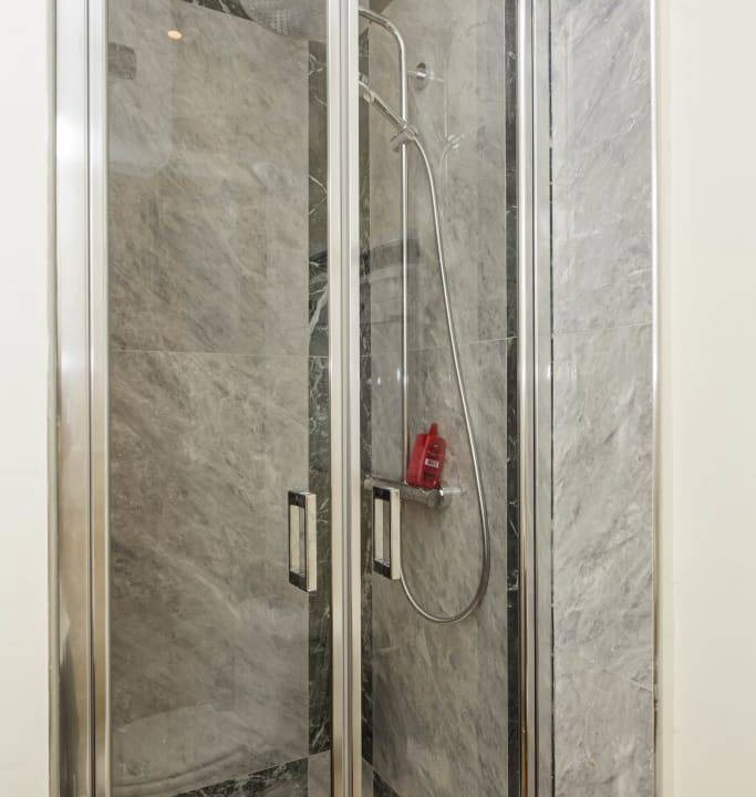 Photo of Bathroom in Batignolles