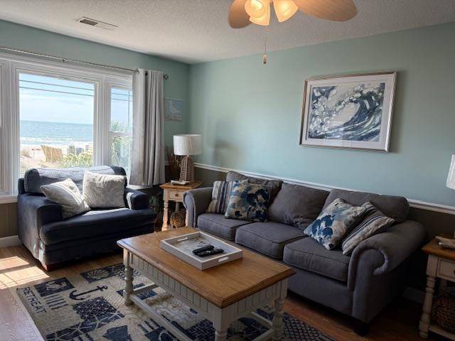 Photo of Livingroom in Surfside Beach