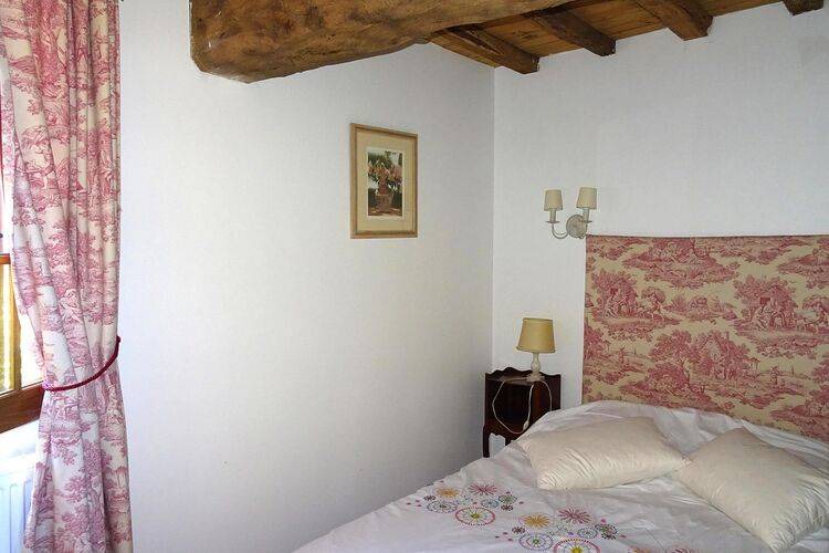 Photo of Bedroom in Saint-Martin-aux-Buneaux