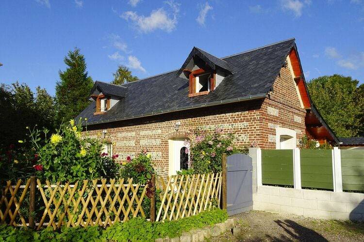 Photo of Buildings in Les Grandes-Ventes