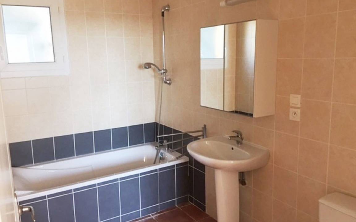 Photo of Bathroom in Joyeuse