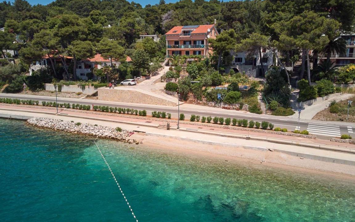 Photo of Outdoor in Cove Murtar