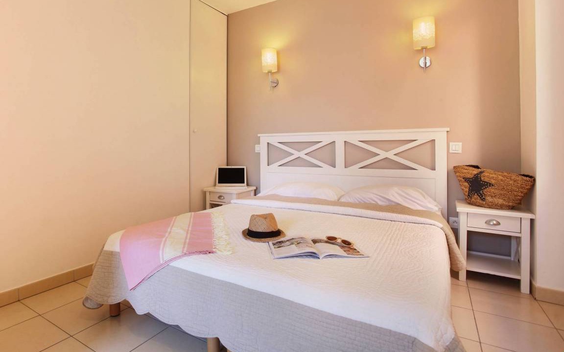 Photo of Bedroom in Aigues-Mortes