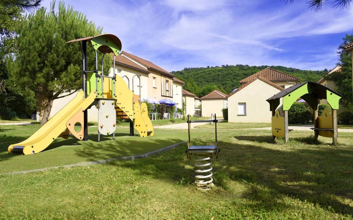Photo of Buildings in Montignac