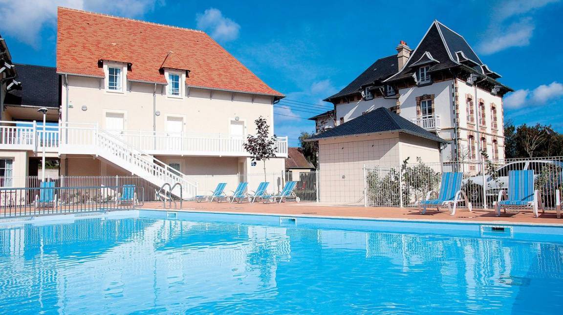 Photo of Others in Cabourg