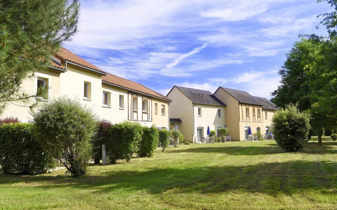 Photo of Buildings in Montignac
