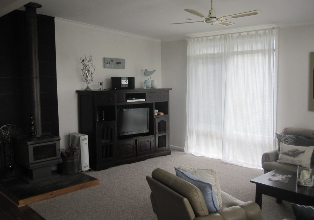 Photo of Livingroom in Sandy Point