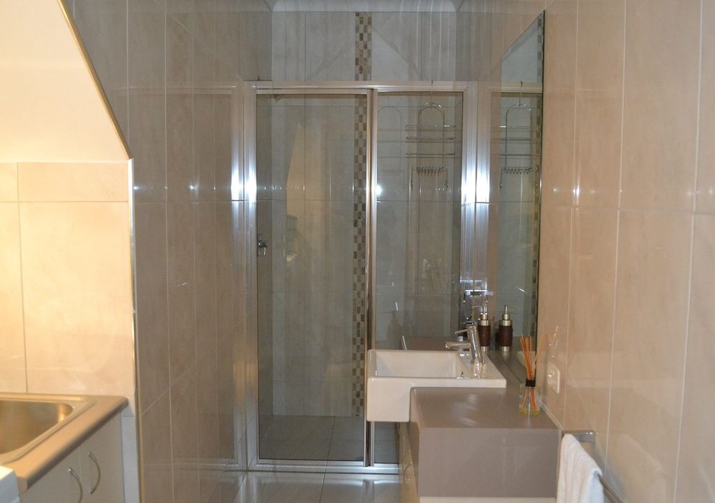 Photo of Bathroom in Mulwala