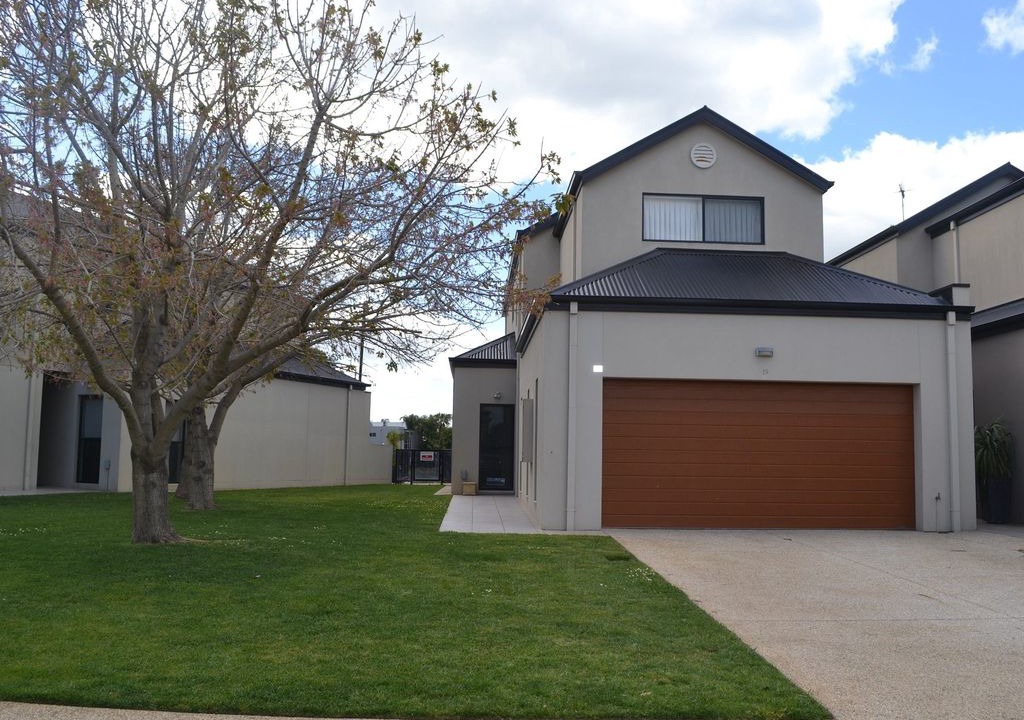 Photo of Buildings in Mulwala