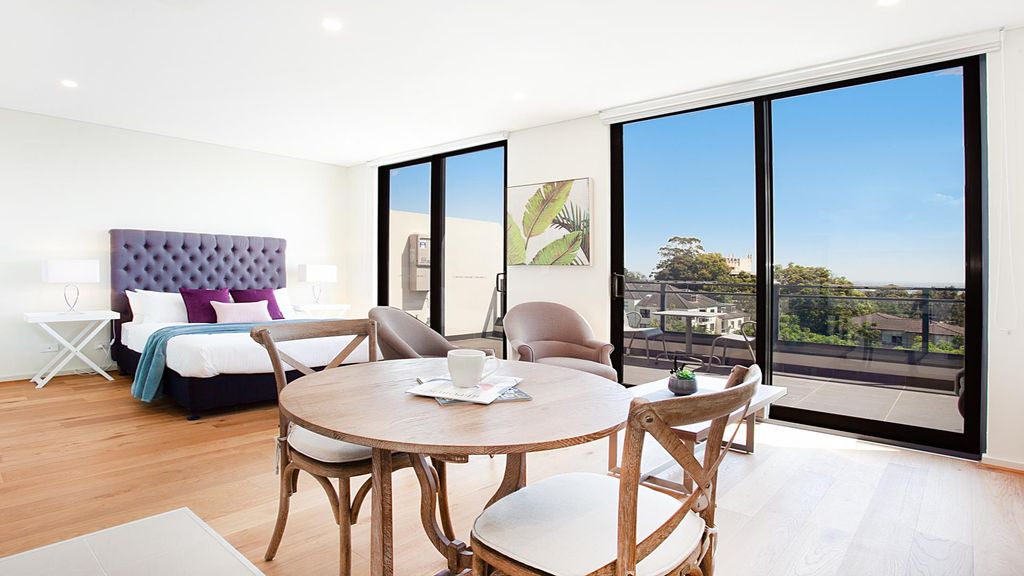 Photo of Livingroom in Crows Nest