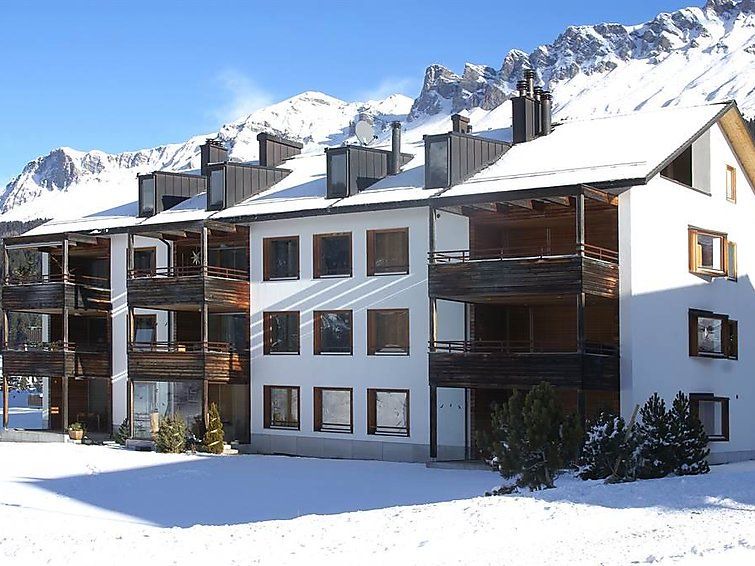 Photo of Buildings in Parpan