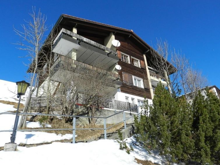 Photo of Buildings in Saanenmoeser