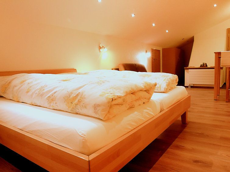 Photo of Bedroom in Taesch