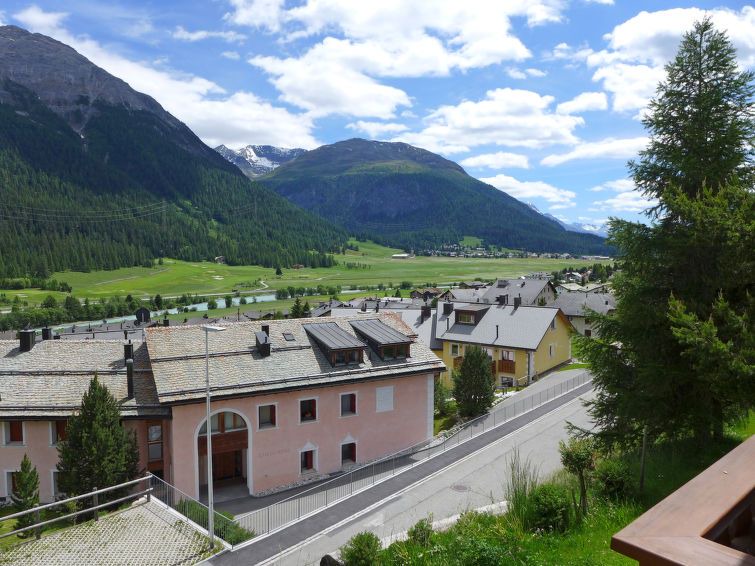 Photo of Buildings in Madulain