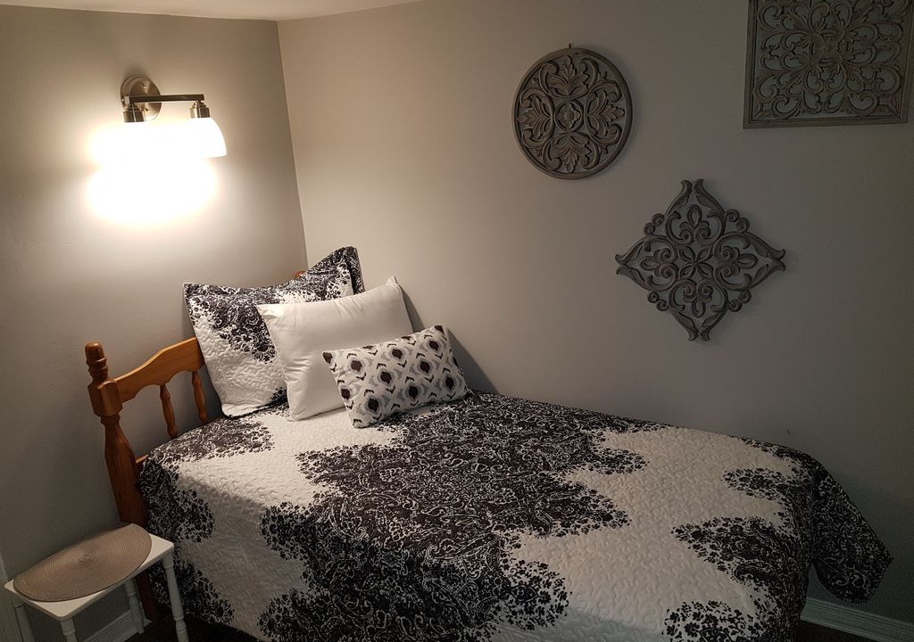 Photo of Bedroom in Sarnia
