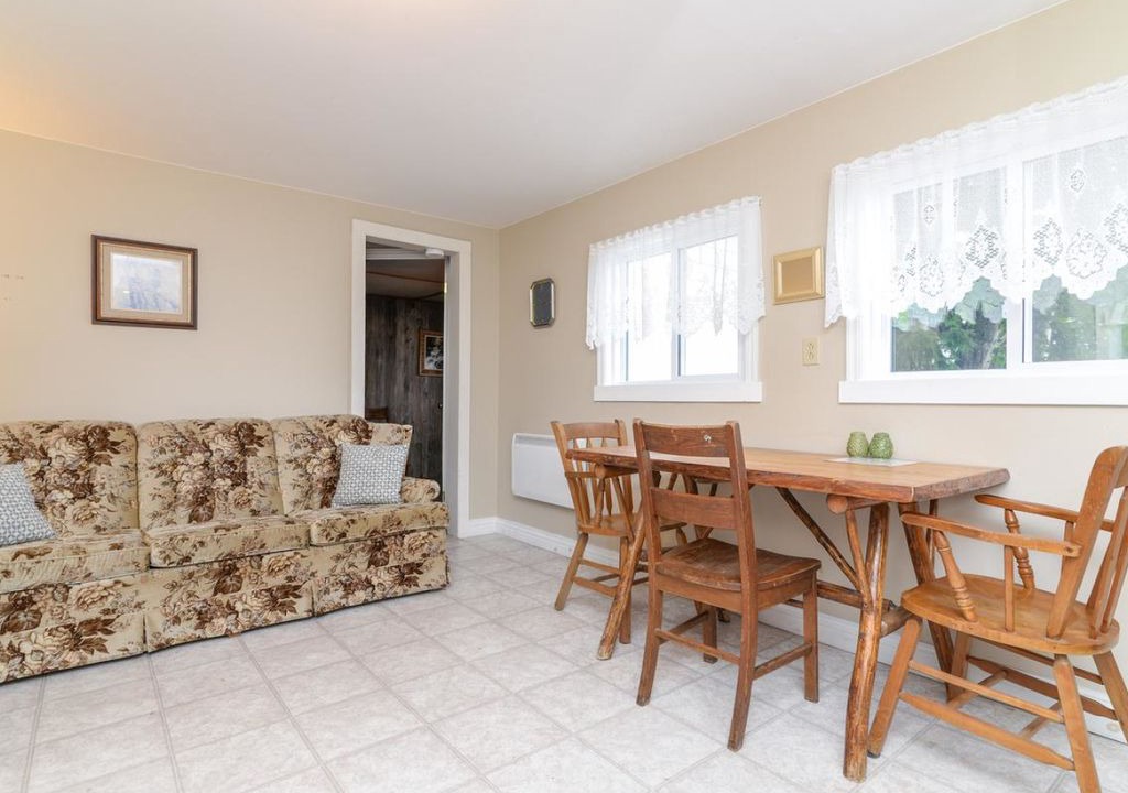 Photo of Livingroom in Cloyne