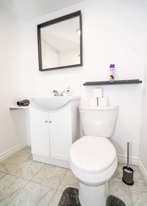 Photo of Bathroom in The Beaches