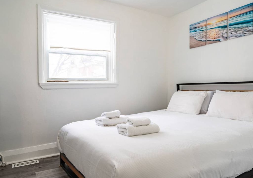 Photo of Bedroom in The Beaches