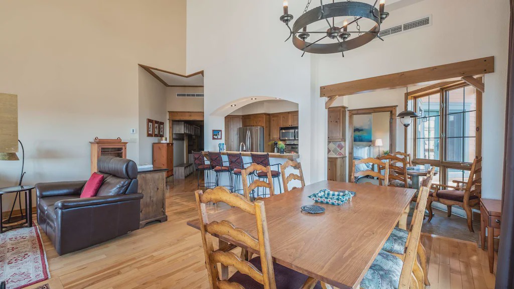 Photo of Livingroom in Mont-Tremblant