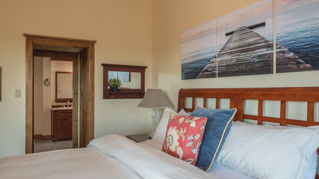 Photo of Bedroom in Mont-Tremblant