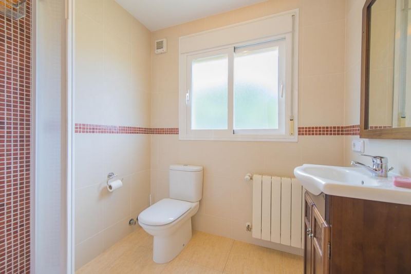 Photo of Bathroom in Empedrola