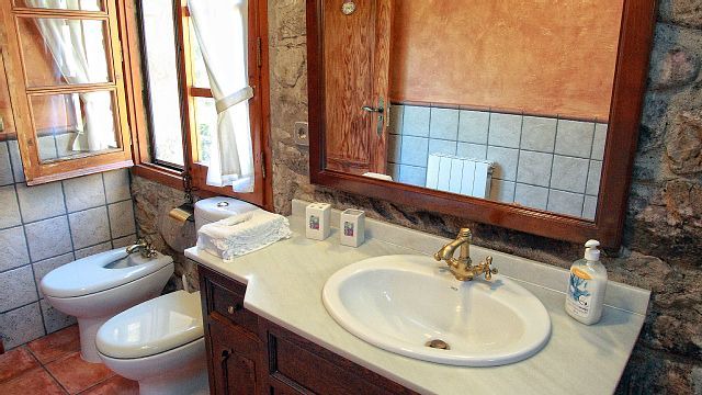 Photo of Bathroom in La Vall de Bianya