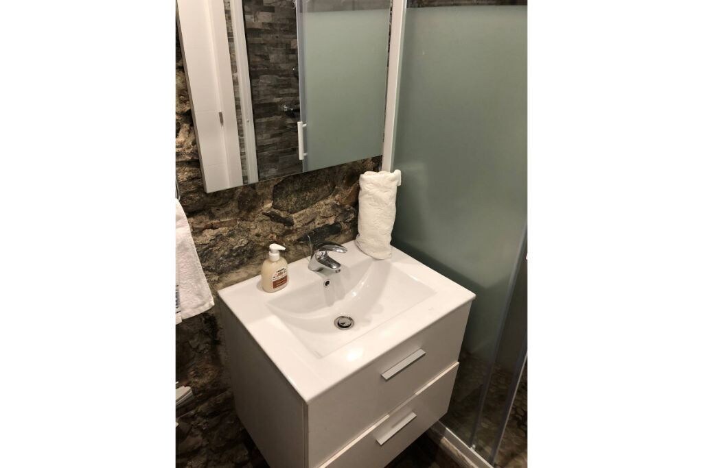 Photo of Bathroom in Ripoll