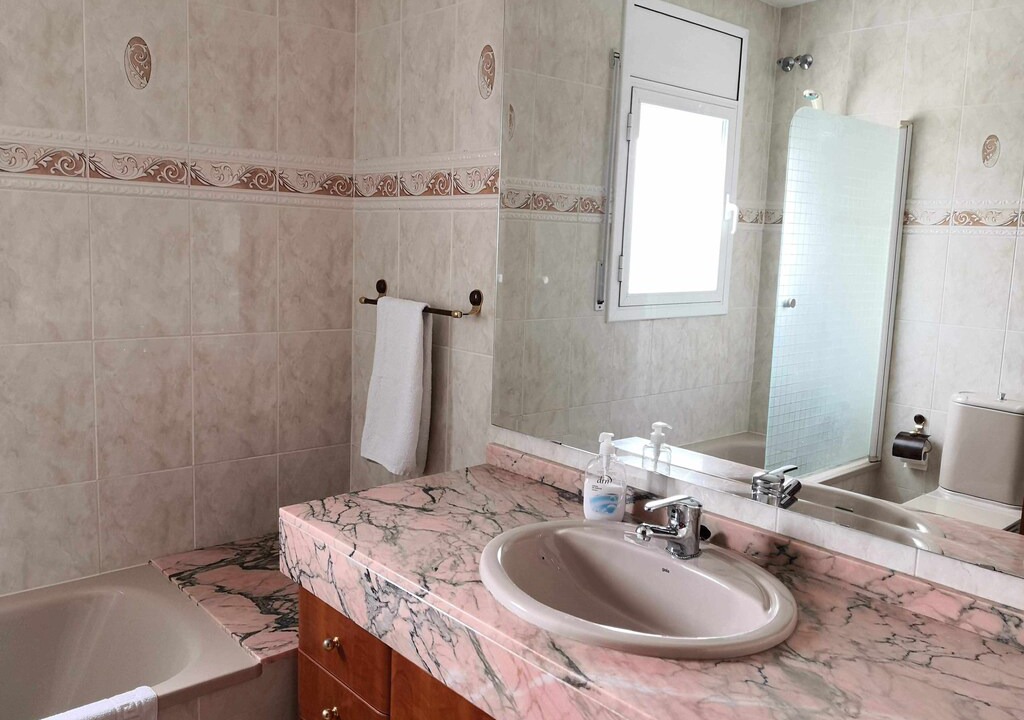 Photo of Bathroom in Roda de Bara