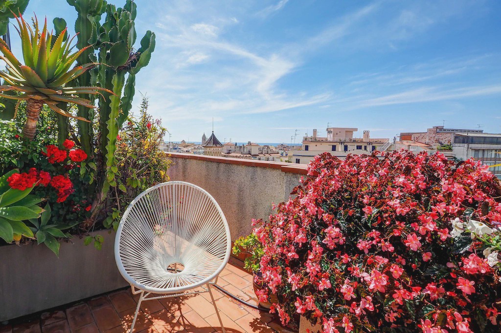 Photo of Others in Sitges