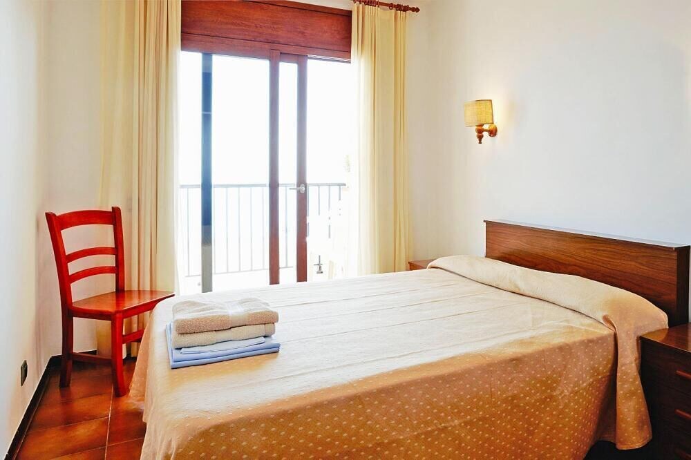 Photo of Bedroom in Pals