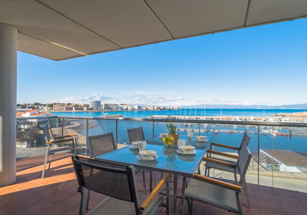 Photo of Patio Balcony in L'Escala