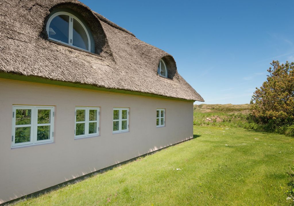 Photo of Buildings in Skram