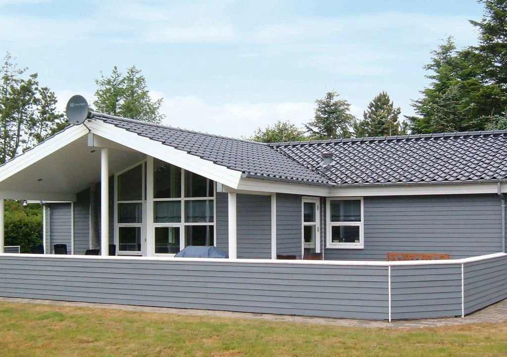 Photo of Buildings in Hvalpsund