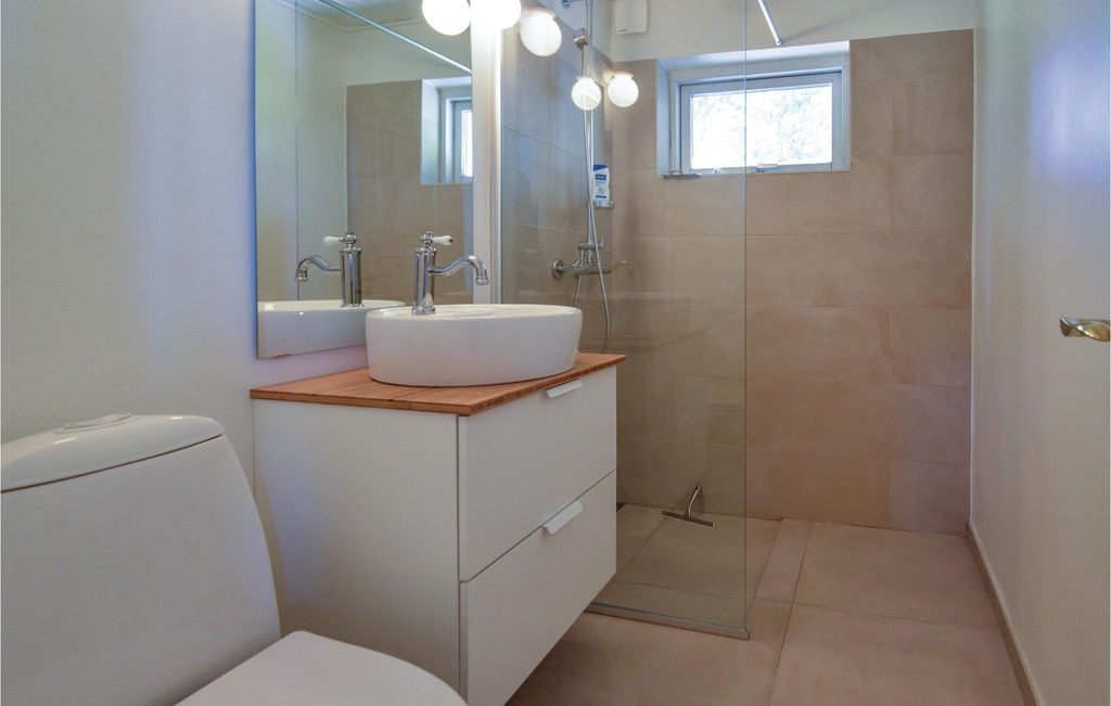 Photo of Bathroom in Askeby