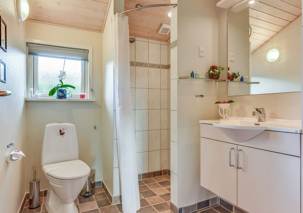 Photo of Bathroom in Skovbyballe
