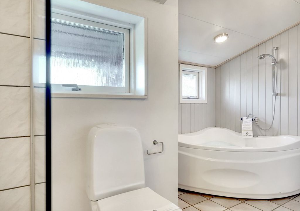 Photo of Bathroom in Skygge