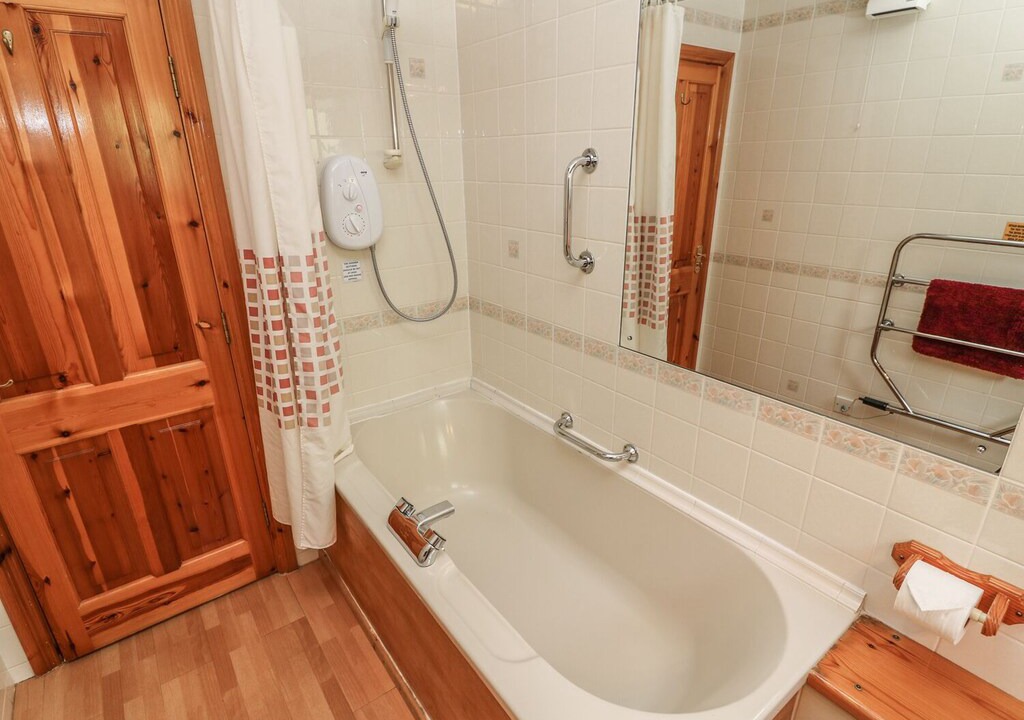 Photo of Bathroom in Waterhead