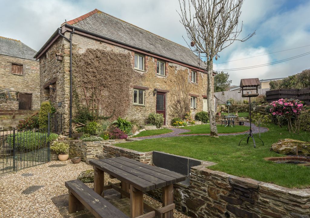 Photo of Buildings in Lanreath
