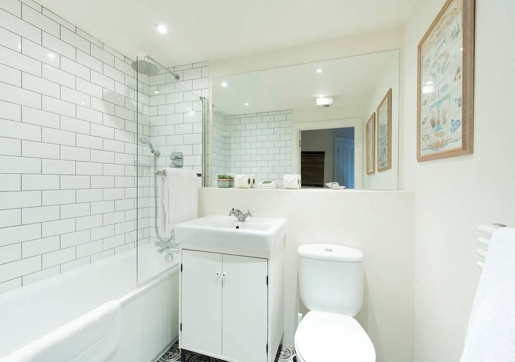Photo of Bathroom in Hackney Central