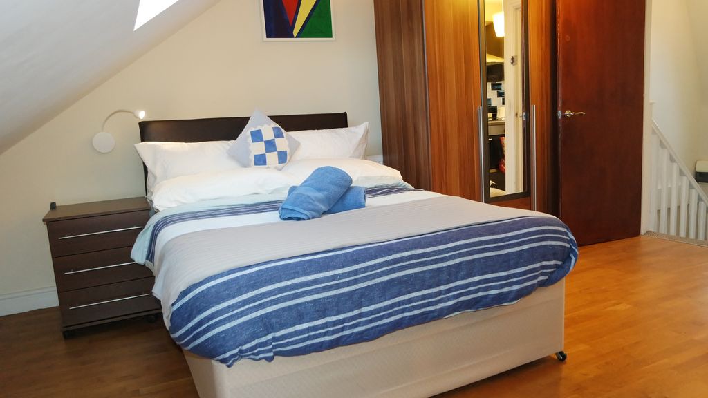 Photo of Bedroom in Latchmere