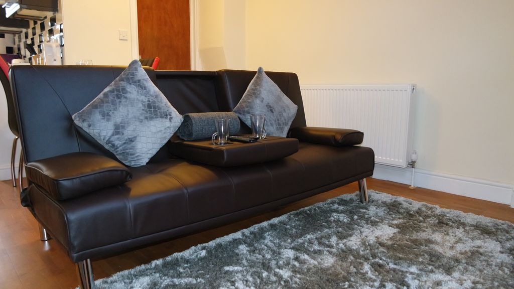 Photo of Livingroom in Latchmere